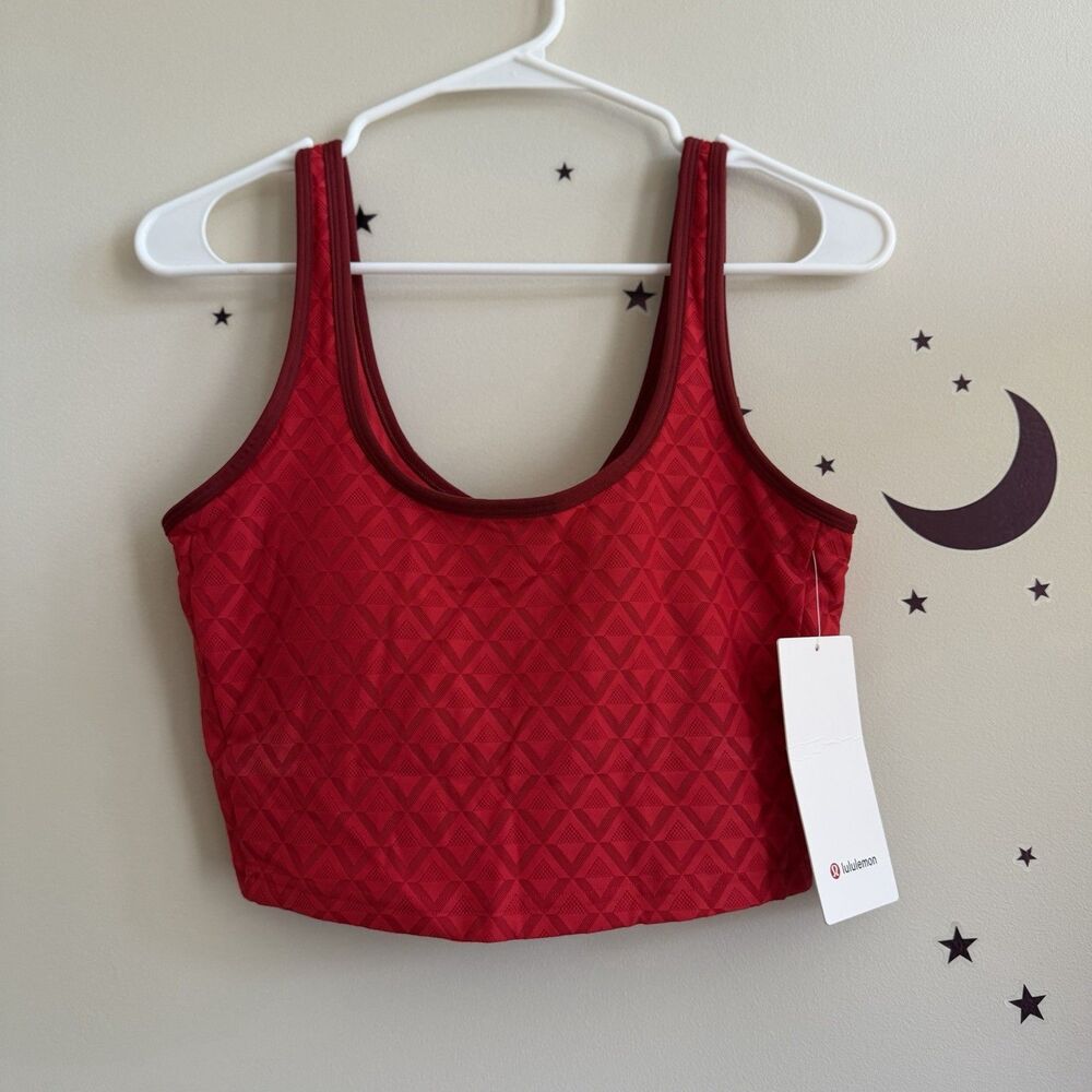 Lululemon NWT Textured Mesh Tennis Tank Top Red M Medium Support B/C Cup Shelf